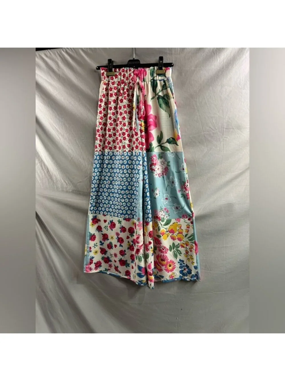 Boho Flowy Floral Wide Leg Pants - Picture 9 of 10